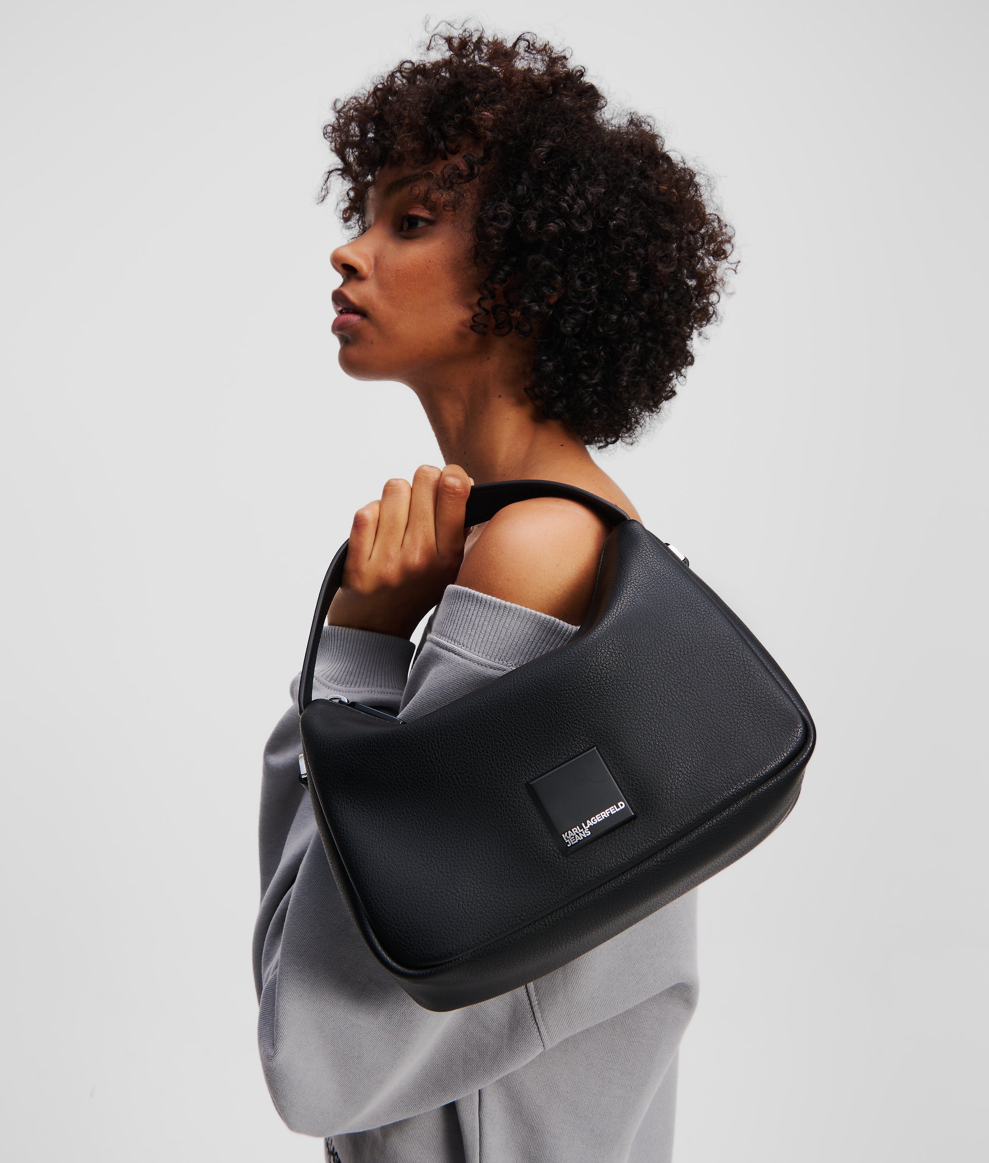 schwarze tasche klein